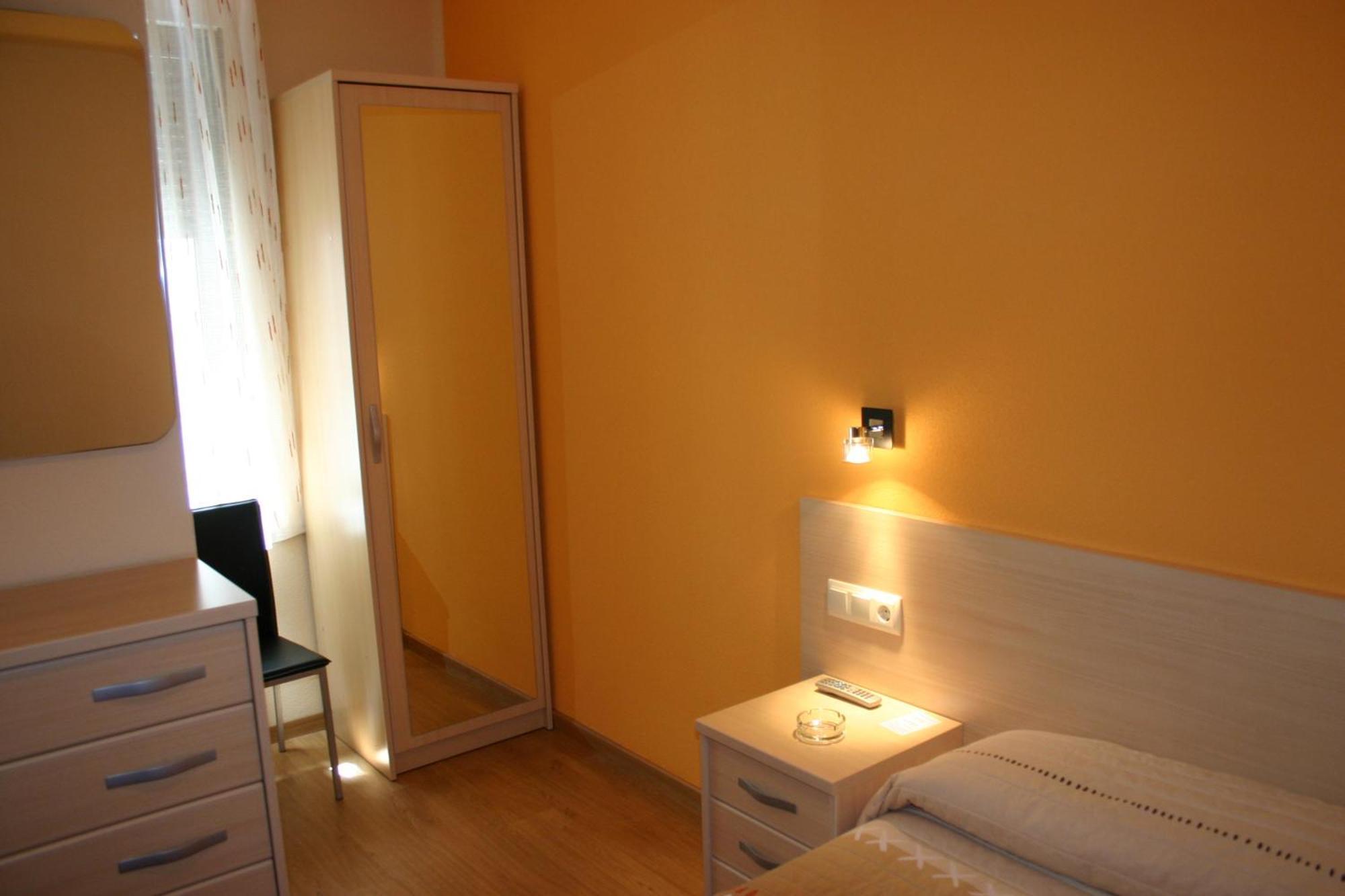 Hostal Hispanico I Salamanca Ngoại thất bức ảnh