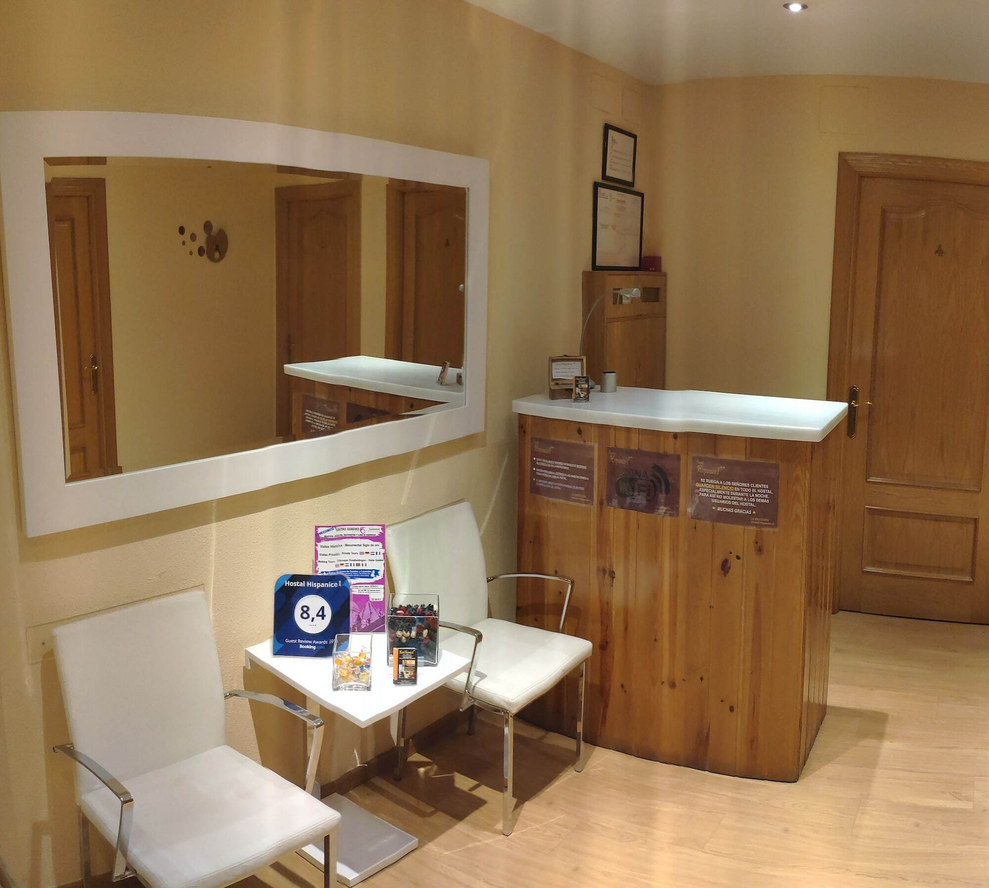 Hostal Hispanico I Salamanca Ngoại thất bức ảnh